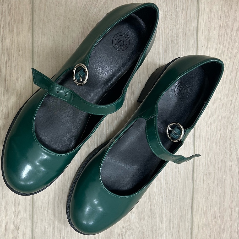 Urban Outfitters Daria Treaded Mary Jane - Picture 2 of 4